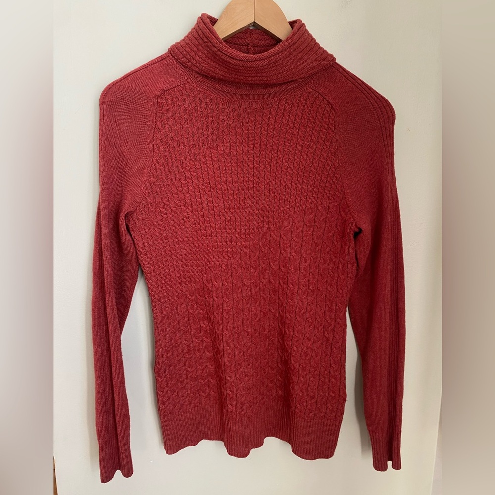 Smartwool Dacono Ski Sweater Cable Knit Turtleneck Red Small Gorpcore Outdoor - Picture 2 of 11
